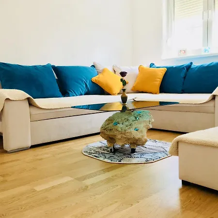 White Pearl Apartament *